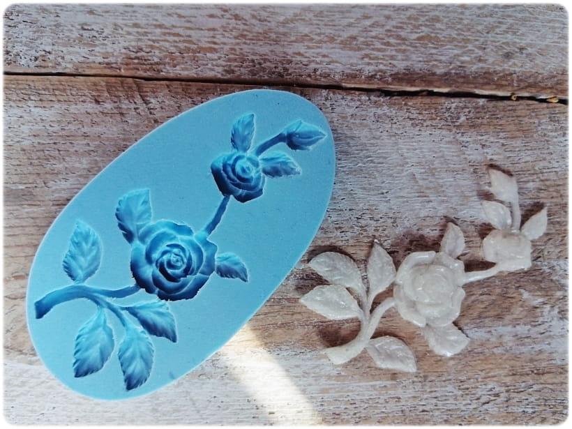 Silikonform Mila Project Rosenzweig 9 x 5 cm blau small Rose